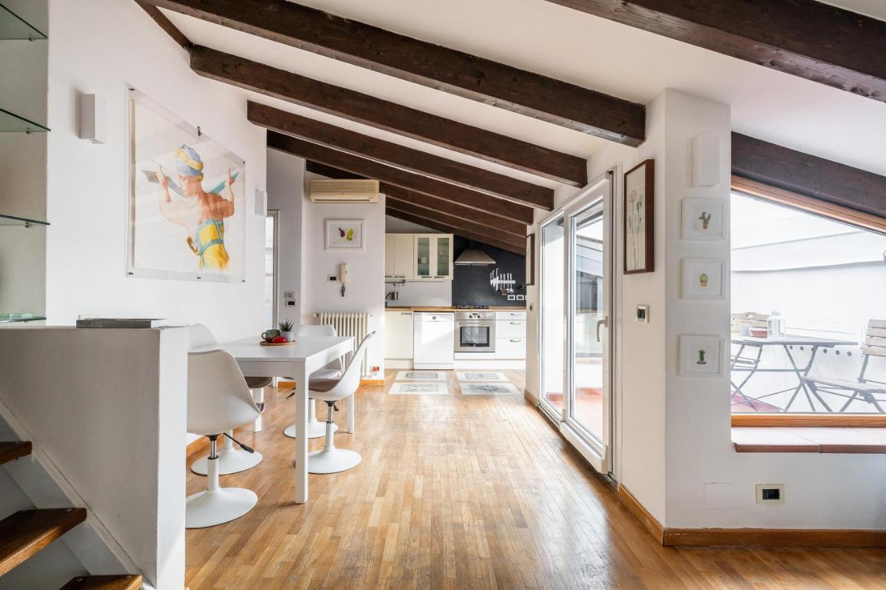 Loft Con 2 Terrazzi Nei Pressi Della Johns Hopkins University Bologna Eksteriør bilde